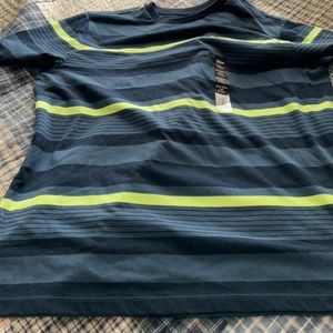 NWT Urban Pipeline Boy short sleeve shirt size XL 14/16 Husky